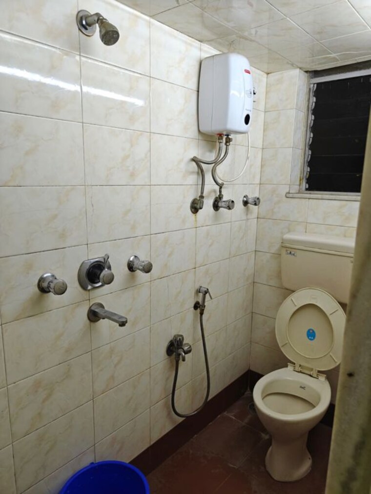 Bathroom, sunder-apartments 2 Bedroom 975 Sq.Ft. Apartment In Chembur Mumbai 10523783