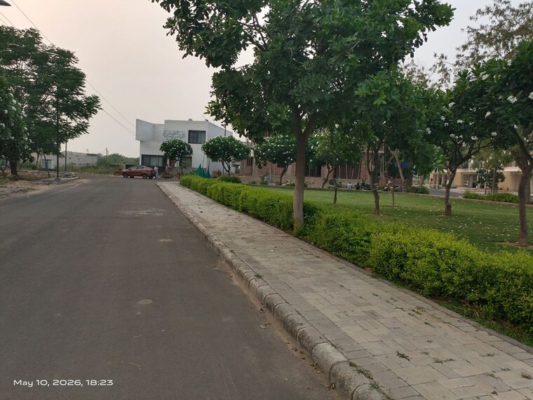 undefined, altus-prime  152 Sq.Yd. Plot In North Mullanpur Chandigarh 10523786