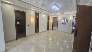 Room in 3 BHK Builder Floor at Sector 22 – for Rent