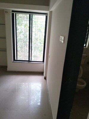 Room in 3 BHK Apartment at Bavdhan – for Rent