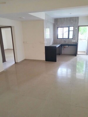 Room in 3 BHK Apartment at Bavdhan – for Rent