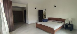 Room in 4 BHK Apartment at Prestige Oasis, Rajanukunte – for Rent
