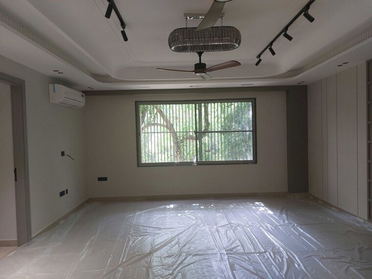 Bedroom, sector 21 4 Bedroom 2600 Sq.Ft. Builder Floor In Sector 21 Gurgaon 10523835