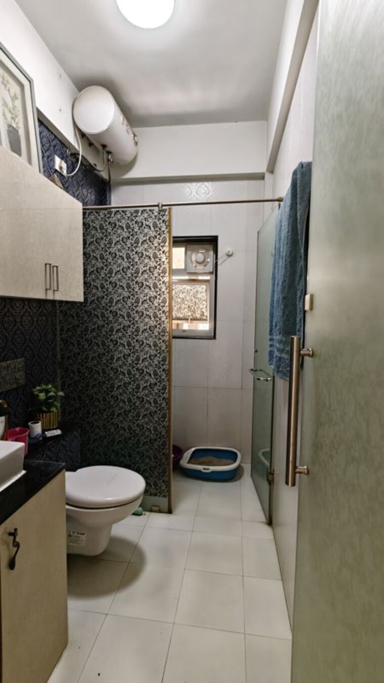 Bathroom, vtp-urban-space 4 Bedroom 2987 Sq.Ft. Apartment In Nibm Road Pune 10523742