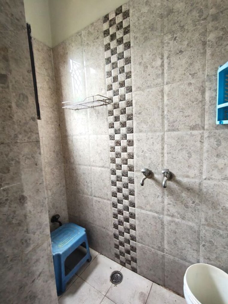 Bathroom, baradia 2 Bedroom 900 Sq.Ft. Builder Floor In Baradia Dwarka 10523881