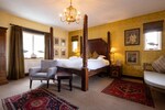 896 Sq.Ft. Pg in Peru Baug