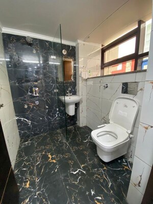 Washroom in  Office Space at Rnt Marg – for Rent