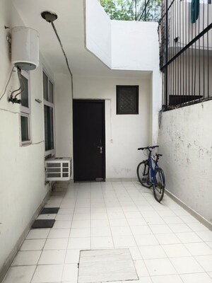 Building Lobby in 3 BHK Independent House at RWA Apartments Sector 41, Sector 41 – for Rent