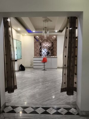 Building Lobby in 3 BHK Independent House at RWA Apartments Sector 41, Sector 41 – for Rent