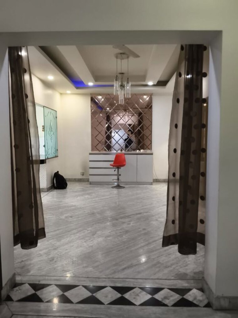 undefined, rwa-apartments-sector-41 3 Bedroom 250 Sq.Mt. Independent House In Sector 41 Noida 10523905
