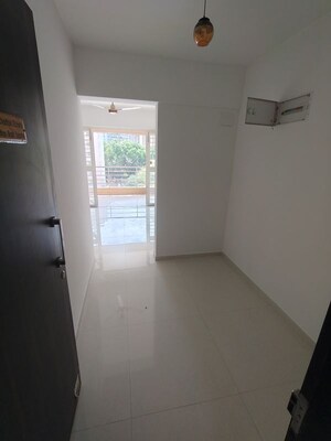 Room in 3 BHK Apartment at AG Imperial Towers, Kondhwa – for Rent