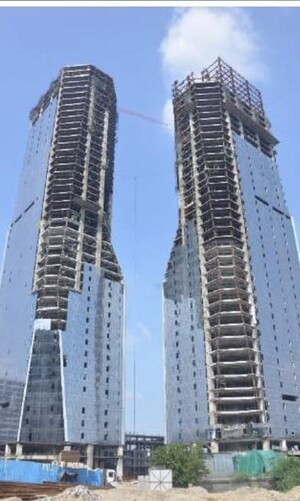  Office Space For Sale in Bhutani Cyberthum, Sector 140a