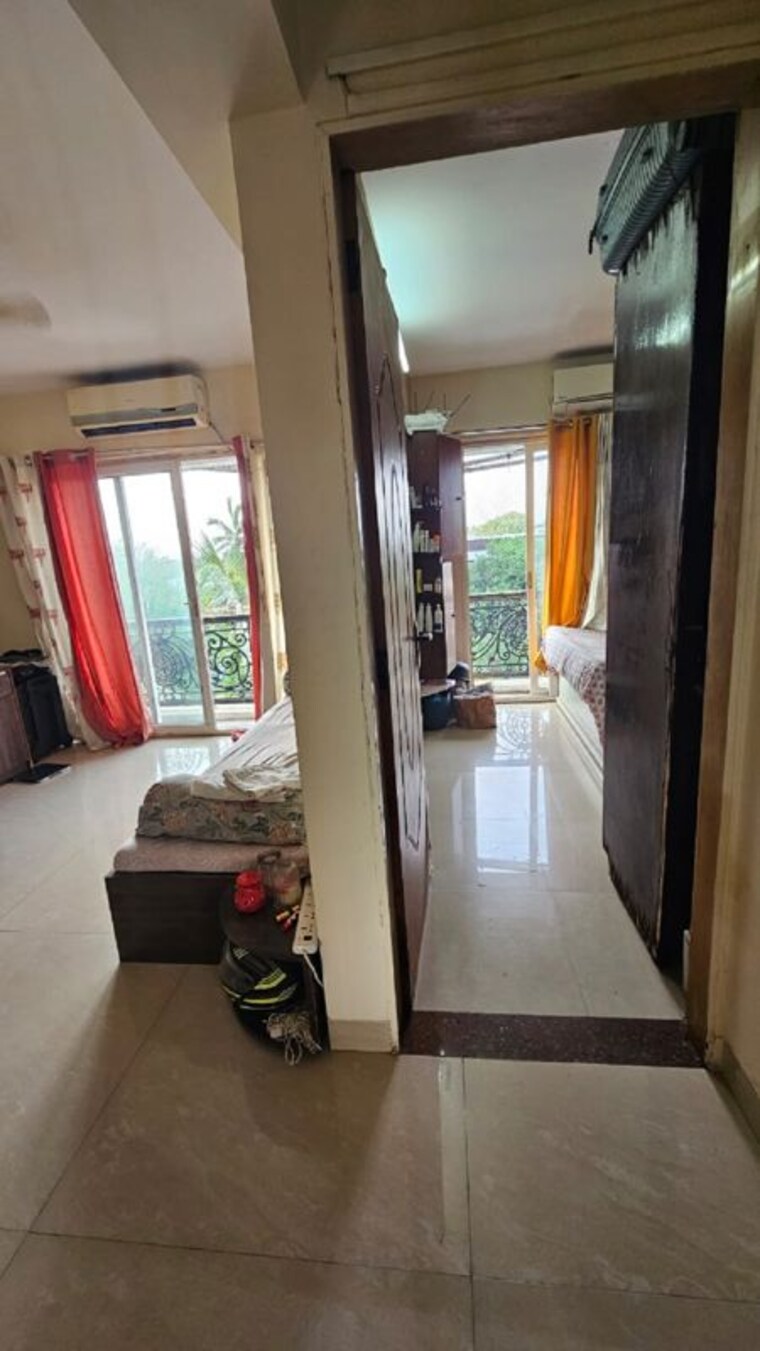 Hall, santacruz west 1 Bedroom 500 Sq.Ft. Apartment In Santacruz West Mumbai 10523935