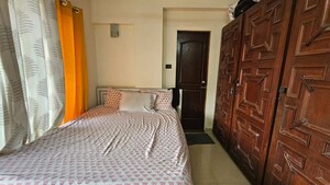 1 BHK Apartment For Rent in Santacruz West