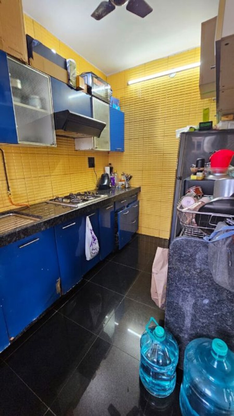 Kitchen, santacruz west 1 Bedroom 500 Sq.Ft. Apartment In Santacruz West Mumbai 10523935
