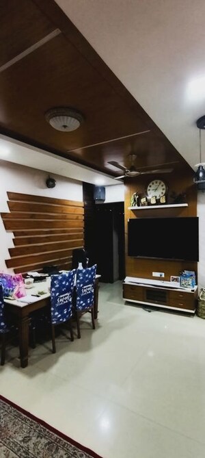 2 BHK Apartment For Rent in Paradise Sai Mannat, Kharghar