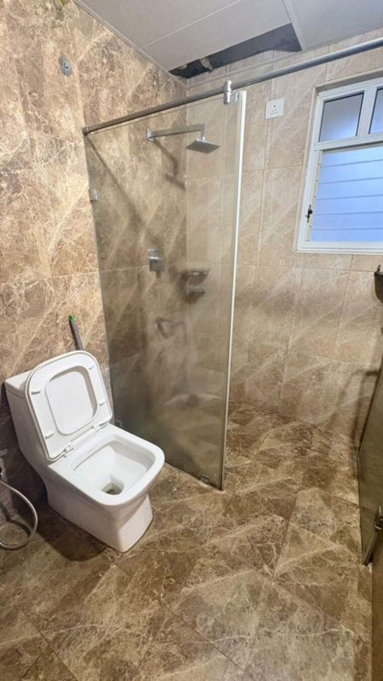 Bathroom, shriram-luxor 3 Bedroom 1550 Sq.Ft. Apartment In Hennur Road Bangalore 10523949