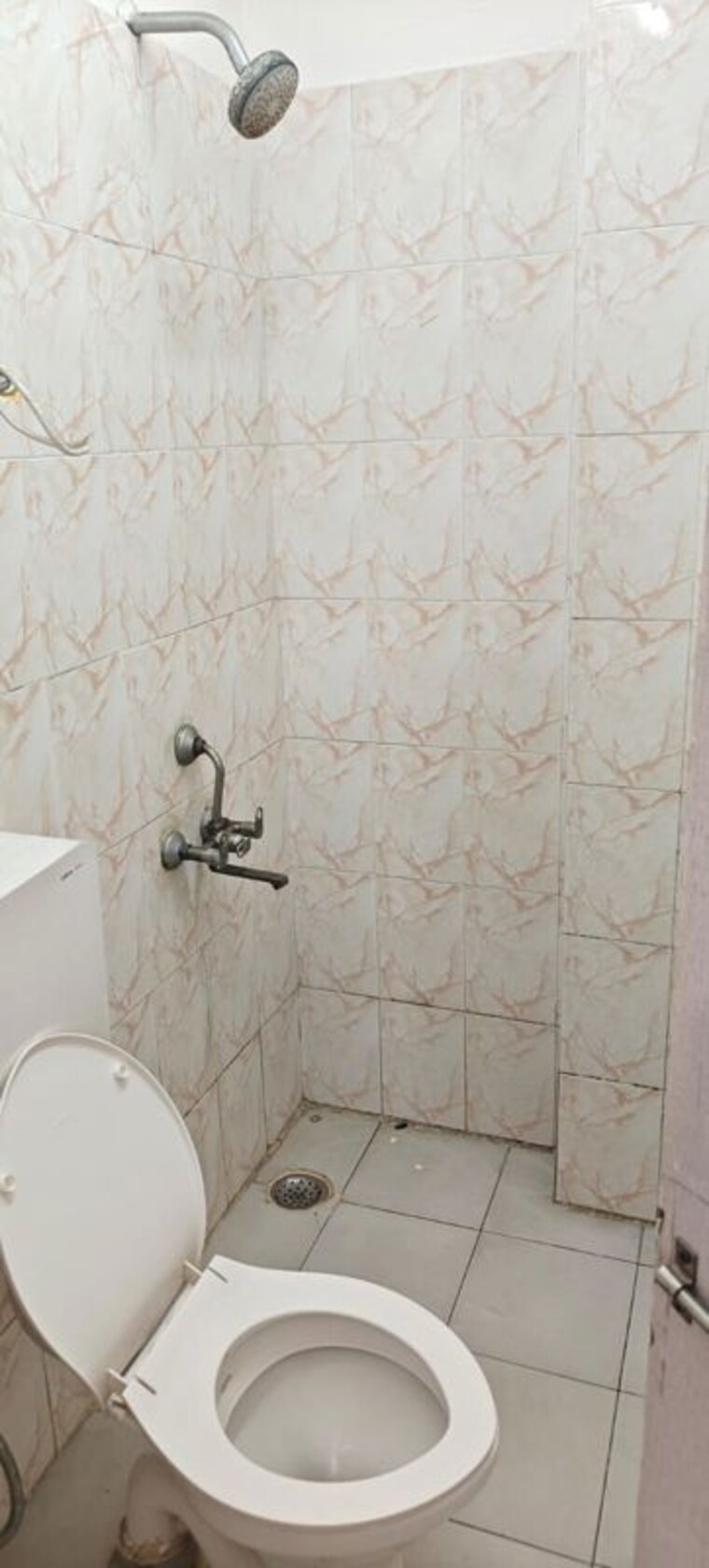 Bathroom, sarvome-shree-homes 3 Bedroom 745 Sq.Ft. Apartment In Sector 45 Faridabad 10523965