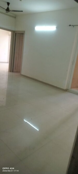 Room in 2 BHK Apartment at Mahagun Mywoods, Sector 16c Greater Noida – for Rent
