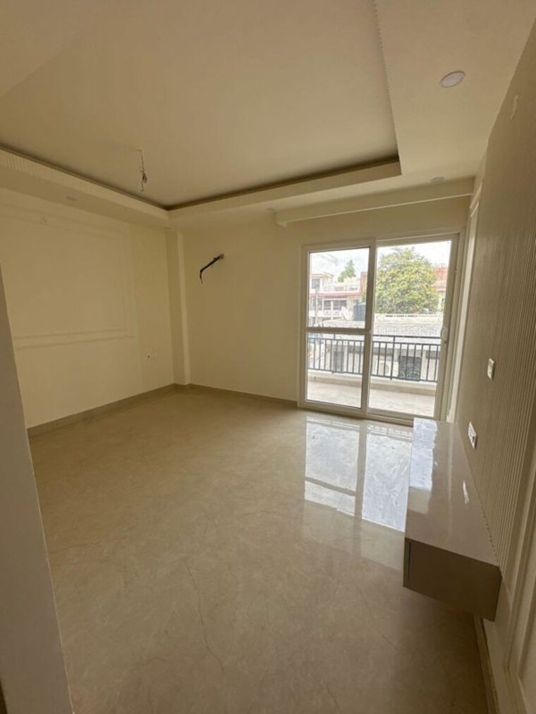 Room, sector 22 4 Bedroom 2100 Sq.Ft. Builder Floor In Sector 22 Gurgaon 10523980