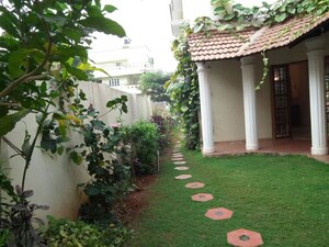 4 BHK Independent House – Garden View at Ombr Layout - for Sale