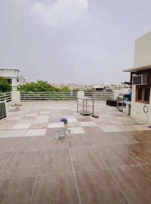 Parking in 6 BHK Independent House at Sector 127 – for Sale