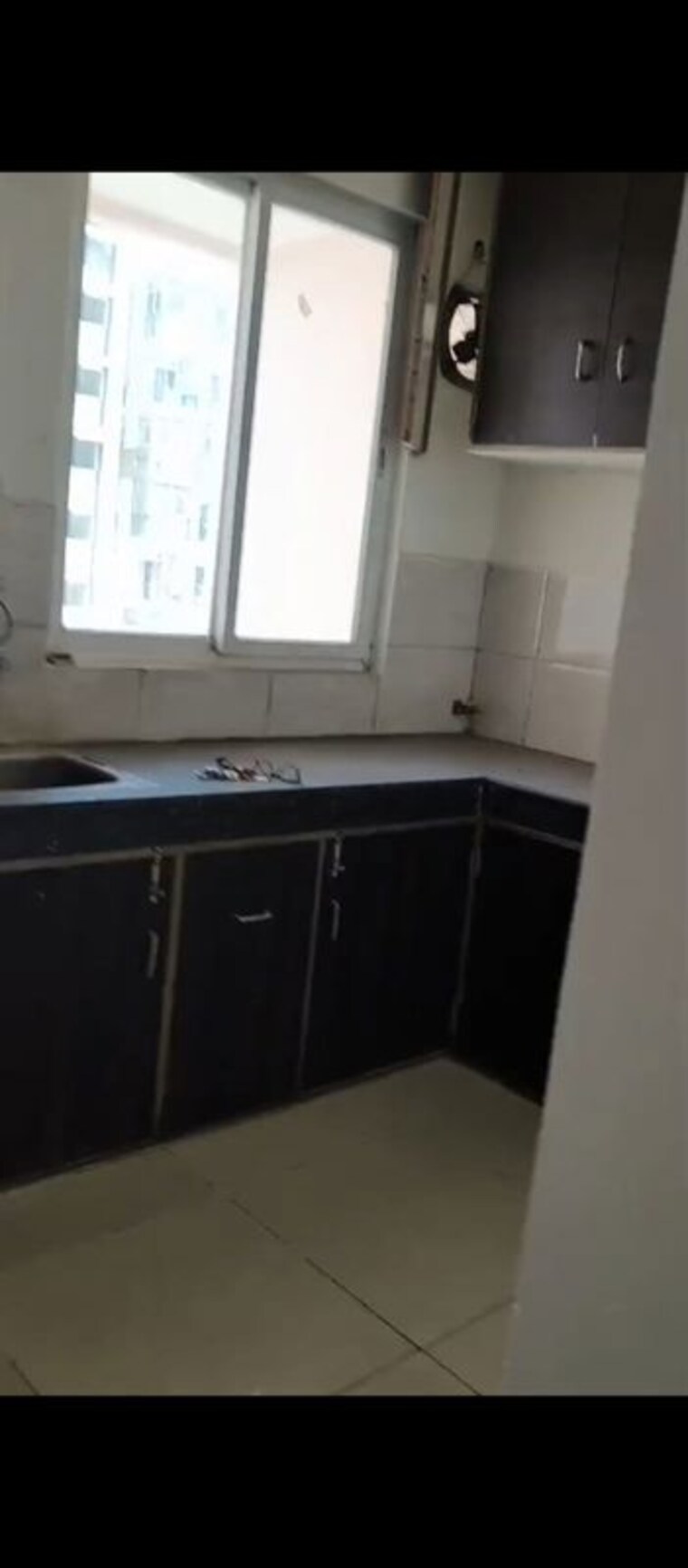 Kitchen, ajnara-le-garden 2 Bedroom 1040 Sq.Ft. Apartment In Sector 16b Greater Noida Greater Noida 10519419