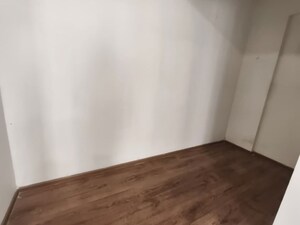 Room in 3 BHK Apartment at Mahindra Vivante, Andheri East – for Rent