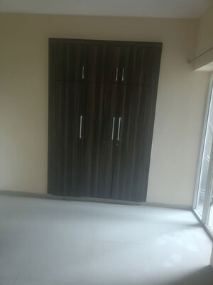 Room in 3 BHK Apartment at Paramount Emotions, Sector 1 Greater Noida – for Sale