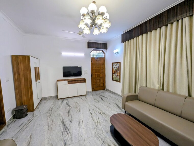 Bedroom, bptp-parklands-villa 5 Bedroom 1000 Sq.Ft. Apartment In Sector 88 Faridabad 10524017