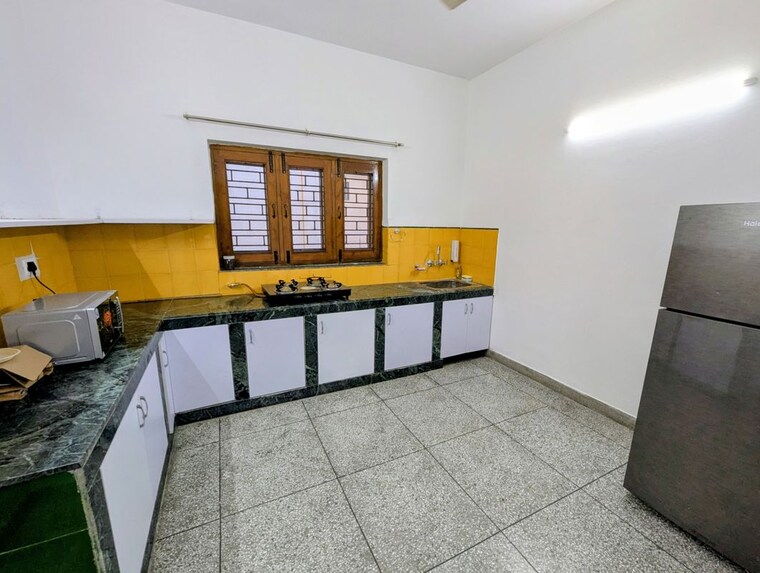Bedroom, bptp-parklands-villa 5 Bedroom 1000 Sq.Ft. Apartment In Sector 88 Faridabad 10524017