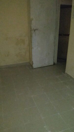 Room in 1 BHK Apartment at Shivleela CHS, Kamothe – for Sale