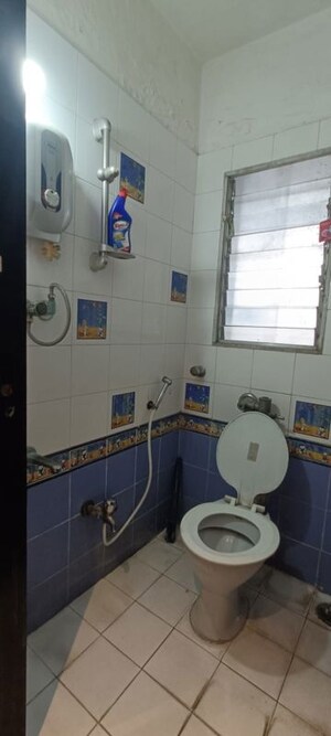 Bathroom in 1 BHK Apartment at Sagar Avenue  II, Santacruz East – for Rent