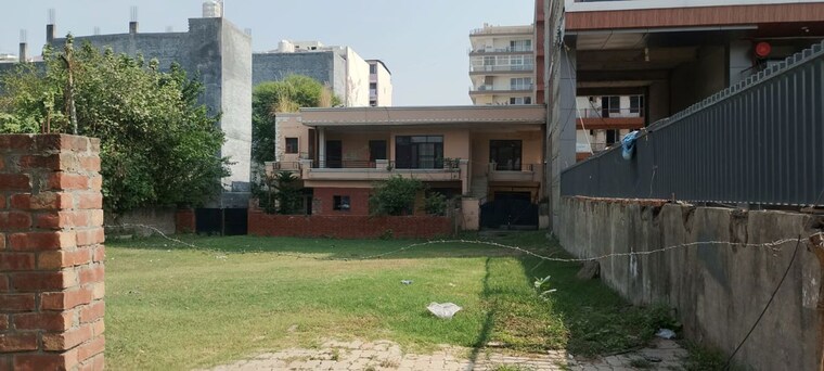 Exterior View, royale-wind-cross Commercial Land 2415 Sq.Yd. In Ambala Highway Zirakpur 9448258
