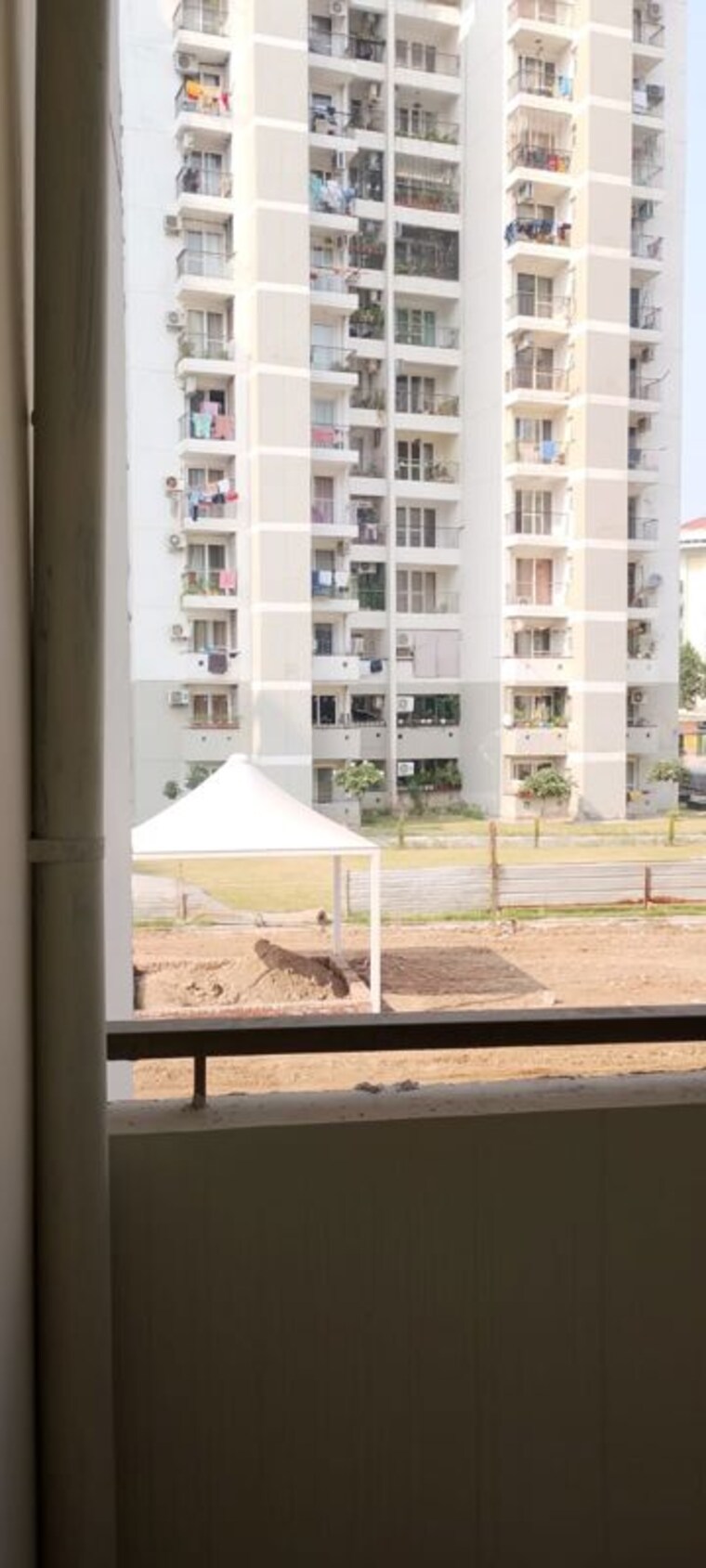 Balcony, vip road 4 Bedroom 2465 Sq.Ft. Apartment In Vip Road Zirakpur 9329970