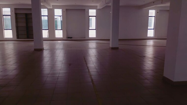 Floor Plan, sector 63 Commercial Office Space 32000 Sq.Ft. In Sector 63 Noida 10524074