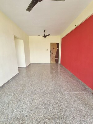 1 RK Apartment For Rent in Shreenath CHS Dahisar, Dahisar West
