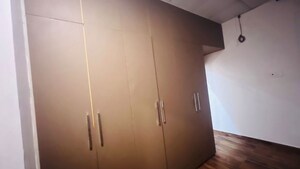 Furnished Amenities in 6+ BHK Independent House at Vrindavan Yojna – for Sale