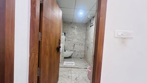 Bathroom in 6+ BHK Independent House at Vrindavan Yojna – for Sale