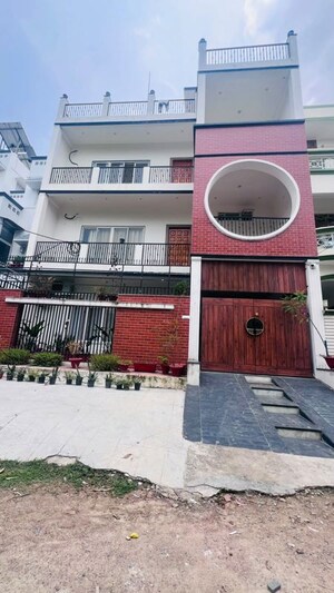 6+ BHK Independent House For Sale in Vrindavan Yojna