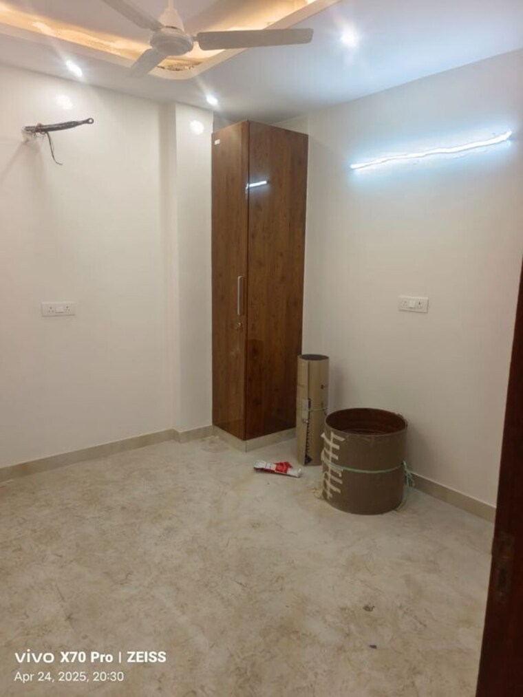 Room, khanpur 1 Bedroom 400 Sq.Ft. Builder Floor In Khanpur Delhi 10524133