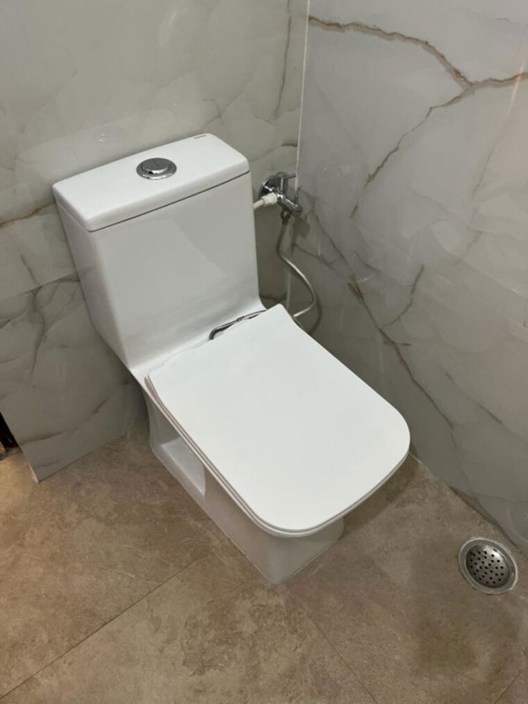 Bathroom, sigra 2 Bedroom 1350 Sq.Ft. Apartment In Sigra Varanasi 10524136