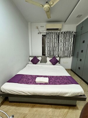 Bedroom in 2 BHK Apartment at Sigra – for Rent
