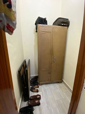 Furnished Amenities in 1.5 BHK Builder Floor at Gomti Nagar – for Rent