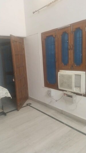 Furnished Amenities in 1 RK Builder Floor at Gomti Nagar – for Rent