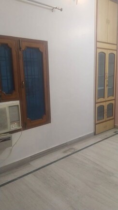 1 Rk+ Store Room Builder Floor For Rent in Gomti Nagar