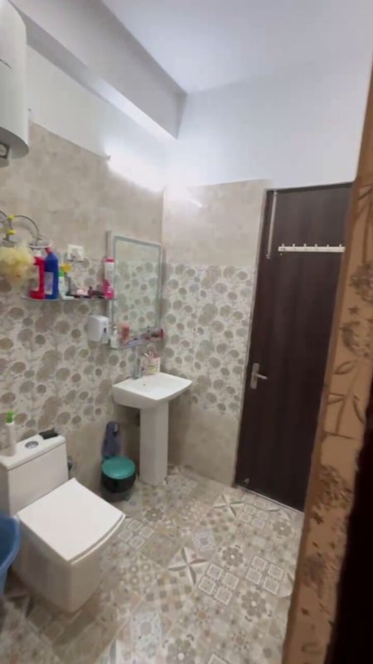 undefined, mahagun-mahagunpuram-ii 3 Bedroom 1400 Sq.Ft. Builder Floor In Lal Kuan Ghaziabad 10524156