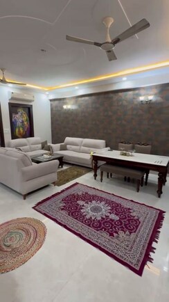 3 BHK Builder Floor For Rent in Mahagun Mahagunpuram II