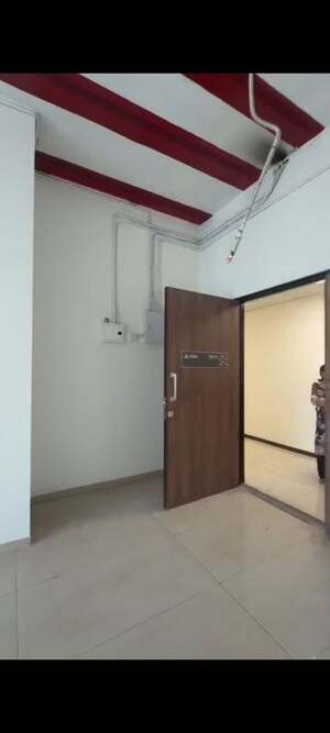 Room in  Office Space at Chandak Unicorn, Andheri West – for Rent