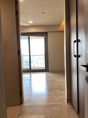 Room in 4 BHK Apartment at Lodha World Crest, Worli – for Sale
